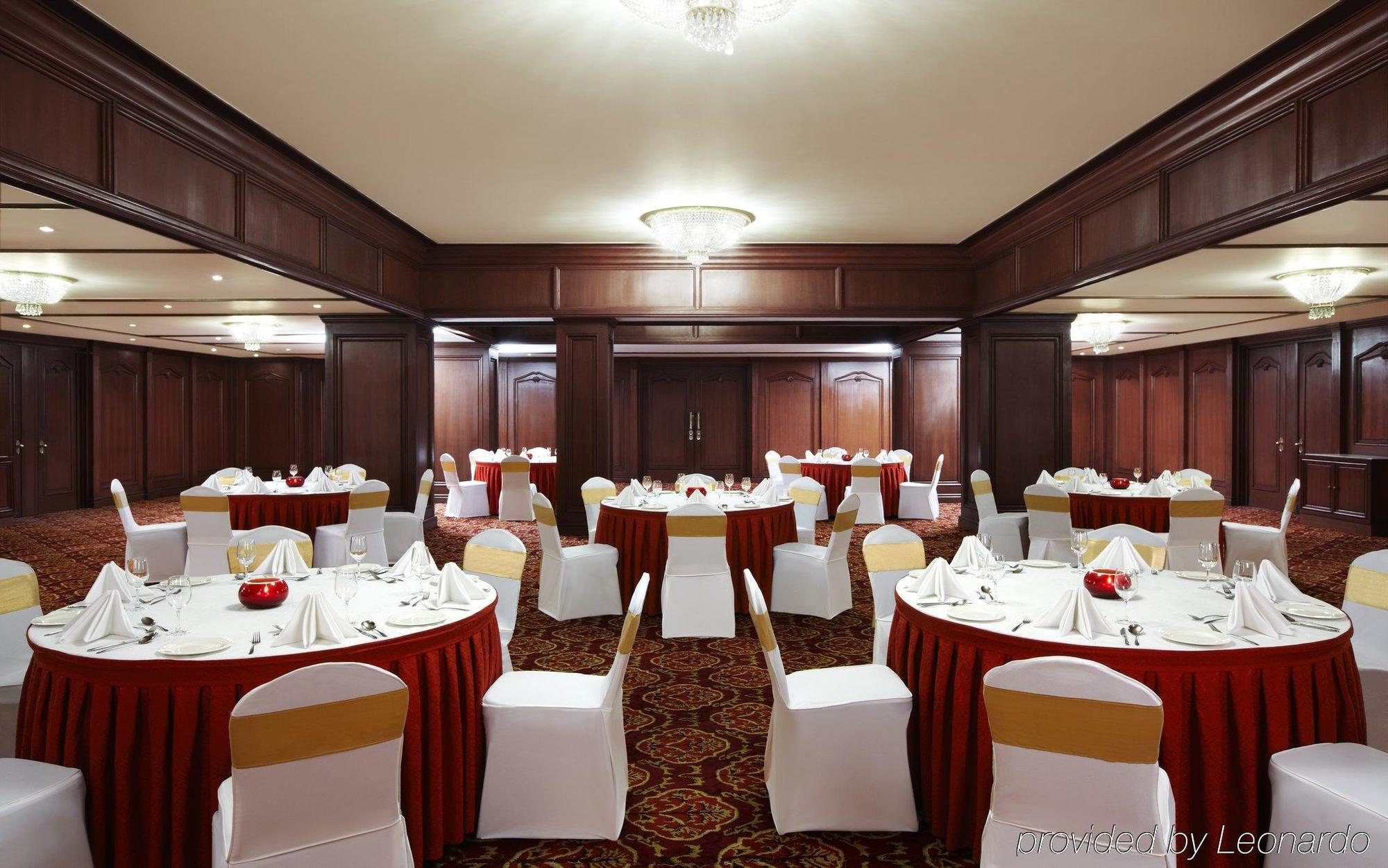 Hotel Tajview Agra-Ihcl Seleqtions Agra  Restauracja zdjęcie